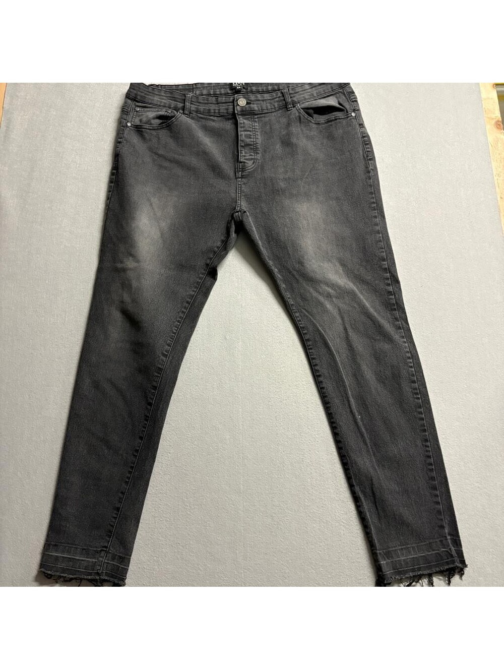 BoohooMAN Skinny Jeans Mens 44 Gray Raw Hem Distressed Stretch Denim